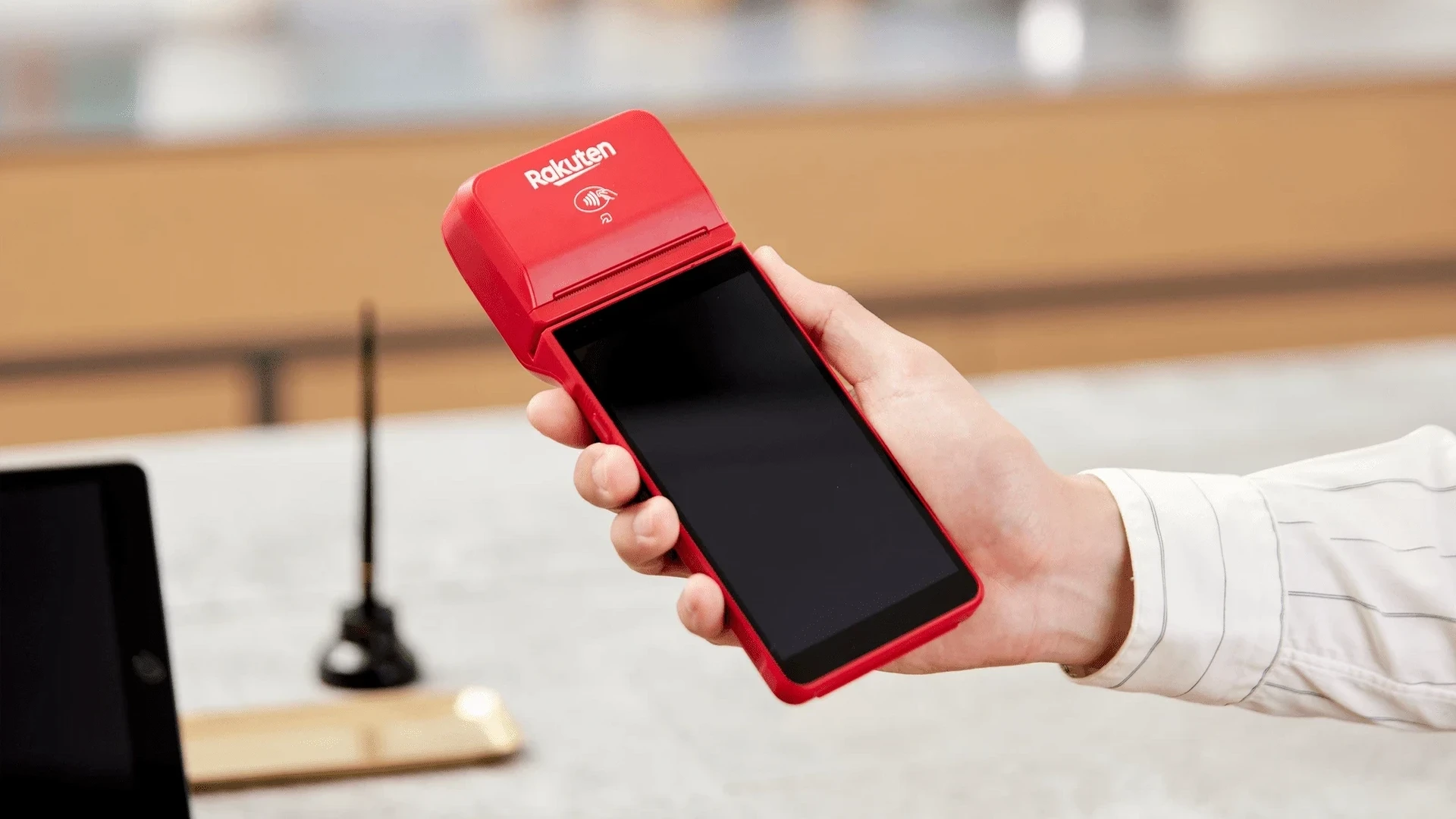 楽天ペイで獲得したポイントの使い道とマイル交換