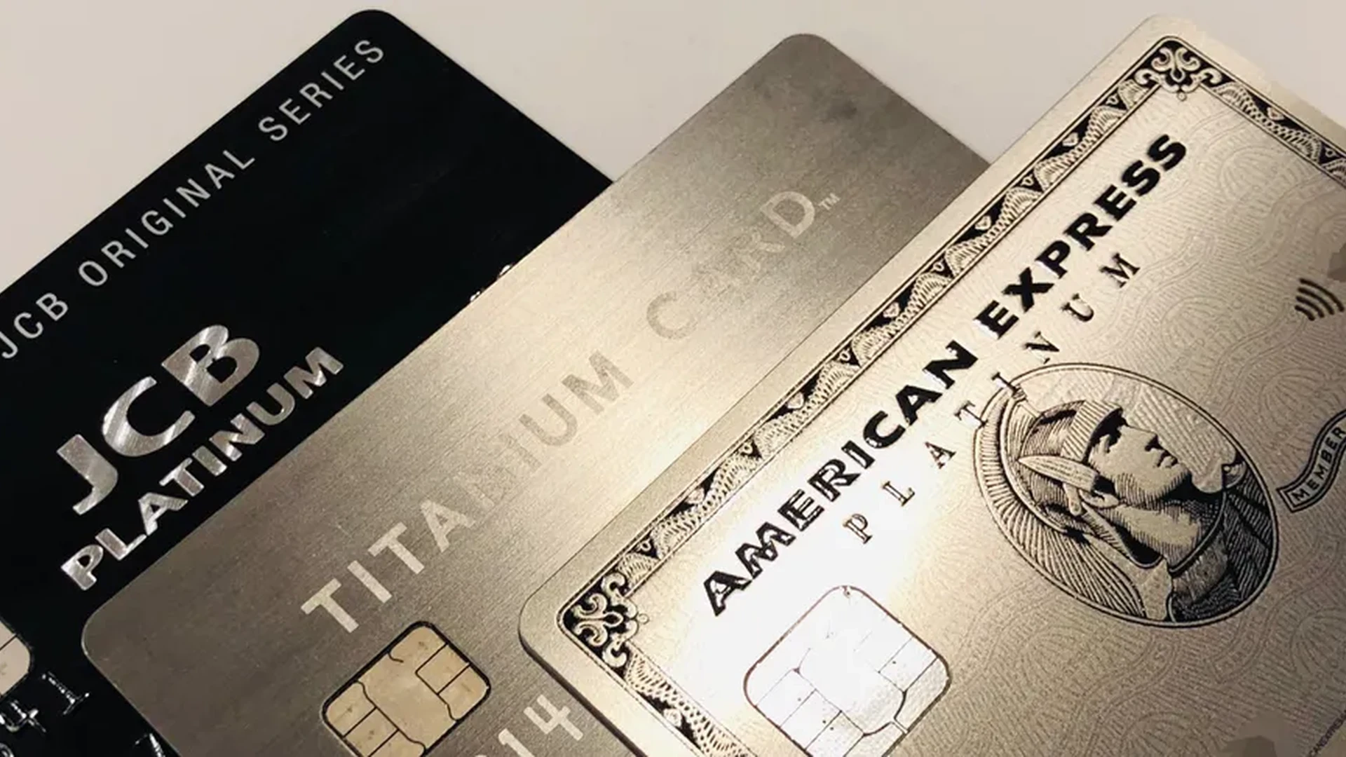 ANAマイル×クレジットカード:安全に年間20万マイルを目指